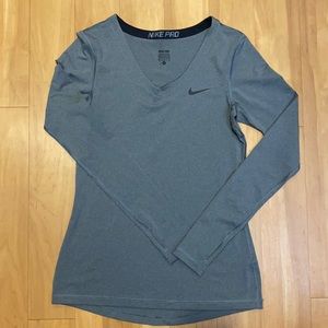Nike pro long sleeves top